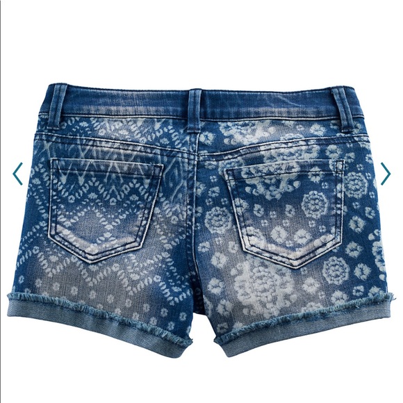 New Tie Dye Shorts - Picture 5 of 5
